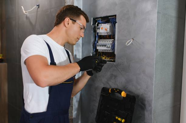 Best Emergency Electrical Repair  in Victoria, TX